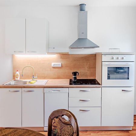 Apartment Pr' Stajercu With Free Onsite Parking Бовец Екстер'єр фото