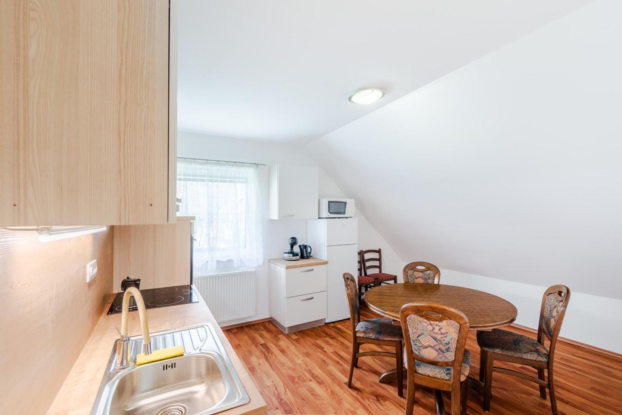 Apartment Pr' Stajercu With Free Onsite Parking Бовец Екстер'єр фото