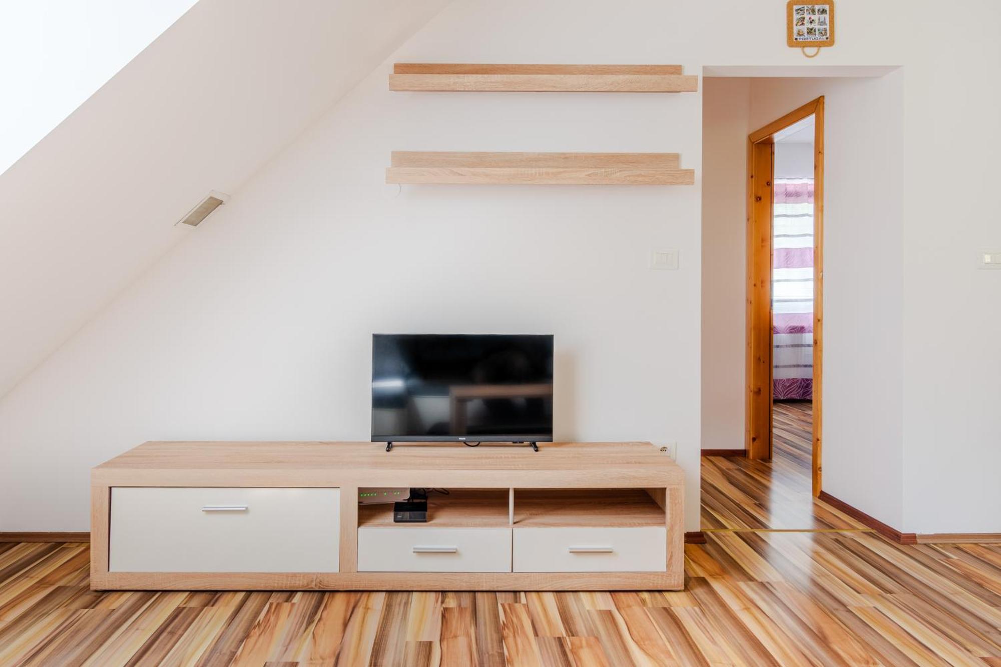 Apartment Pr' Stajercu With Free Onsite Parking Бовец Екстер'єр фото
